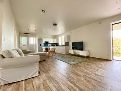 Appartement - 81 m² - 4 pièces