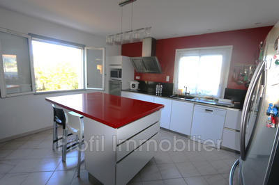 Maison - 208 m² - 7 pièces