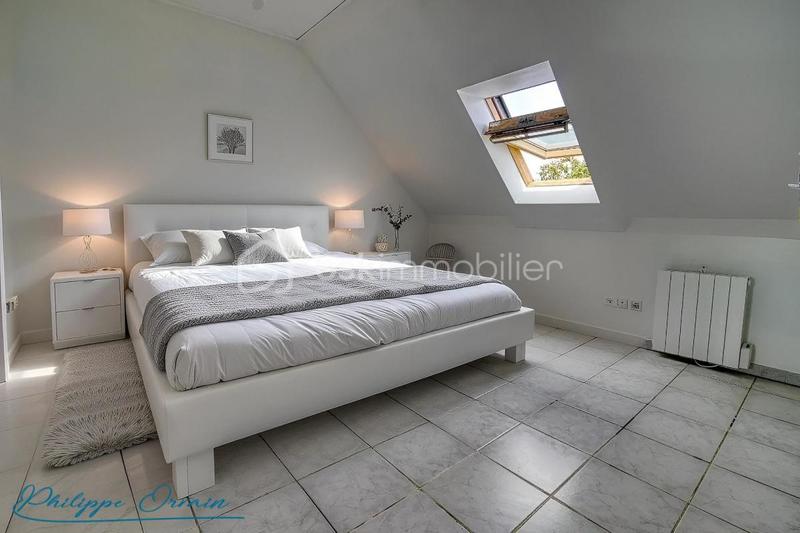 Pavillon - 149 m² - 7 pièces