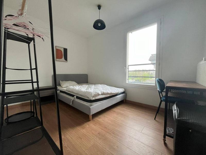 Duplex - 90 m² - 5 pièces