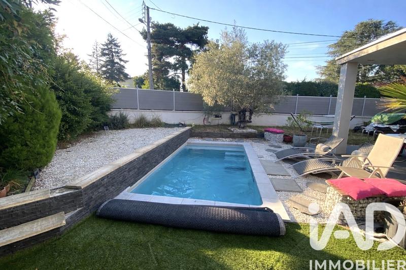 Maison - 140 m² - 5 pièces