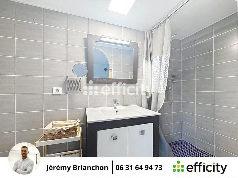 Maison - 145 m² - 5 pièces