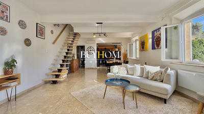 Maison - 190 m² - 5 pièces