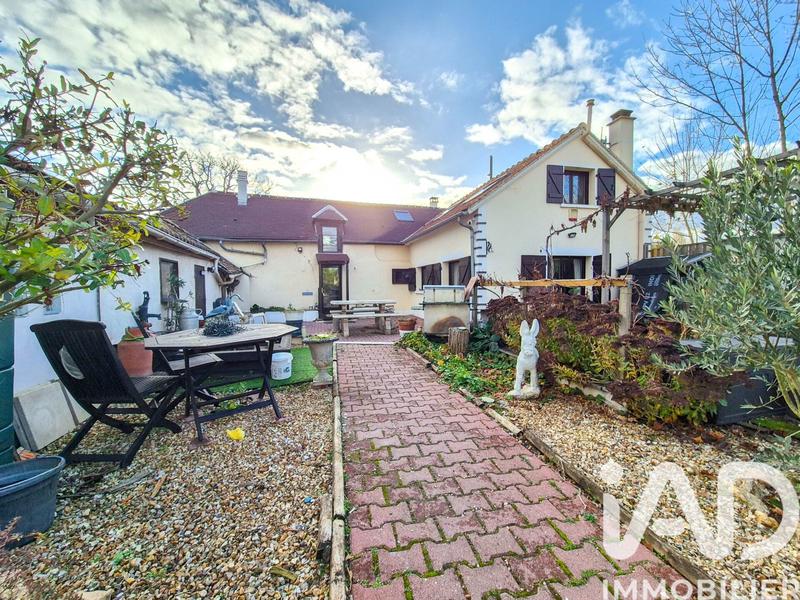 Maison - 115 m² - 6 pièces