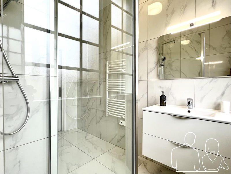 Maison ancienne - 335 m² - 10 pièces