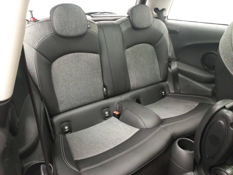 Mini 3 portes Hatch F56 Lci Cooper 136 ch Edition Greenwich