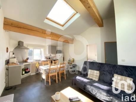 Maison - 270 m² - 10 pièces