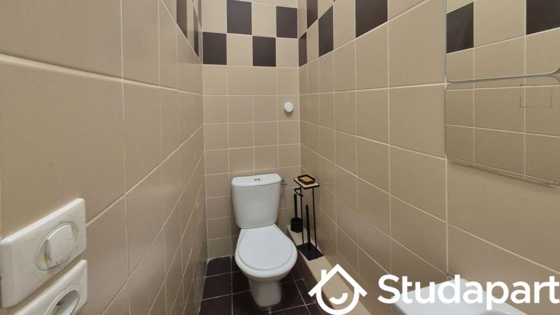 Chambre - 67 m² - 1 pièce