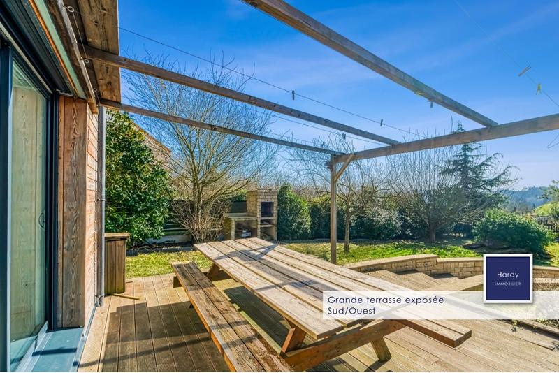 Maison - 197 m² - 9 pièces