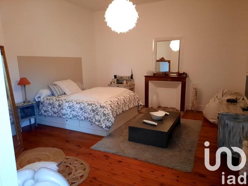 Maison - 263 m² - 8 pièces