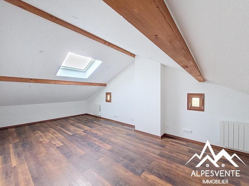 Maison - 117 m² - 6 pièces