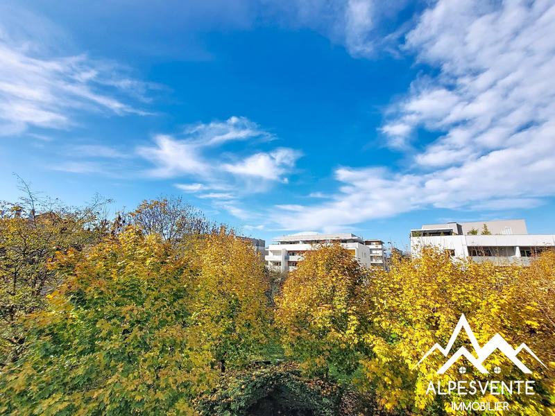 Appartement - 76 m² - 3 pièces