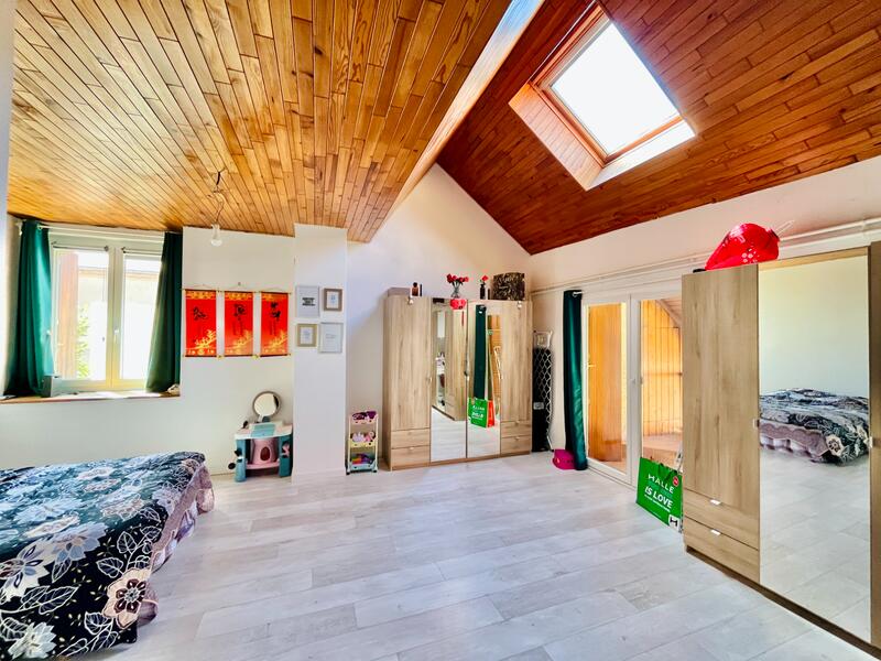 Maison - 134 m² - 5 pièces