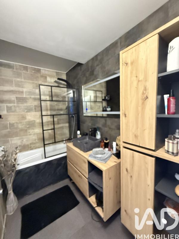 Maison - 105 m² - 6 pièces