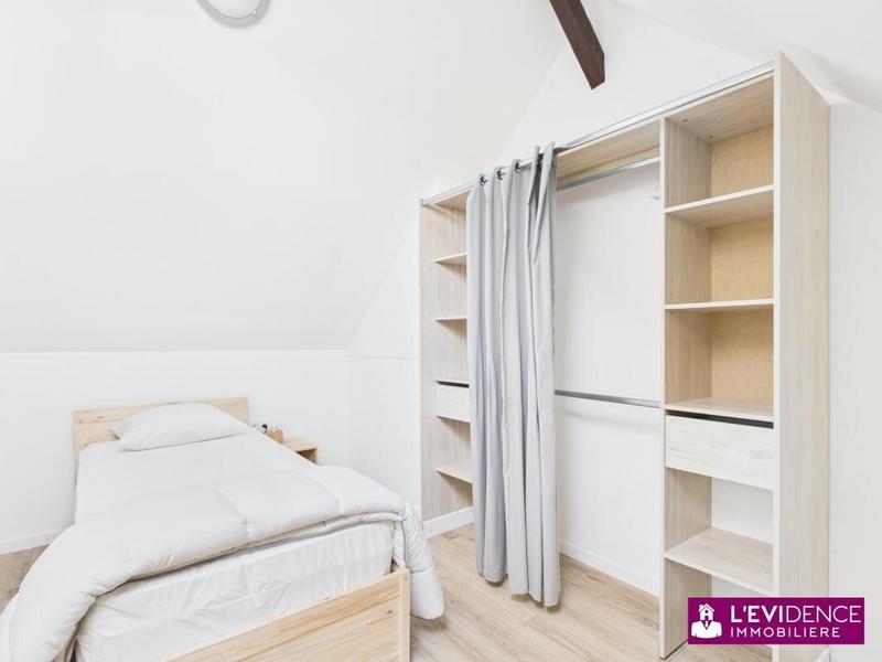 Maison - 150 m² - 9 pièces