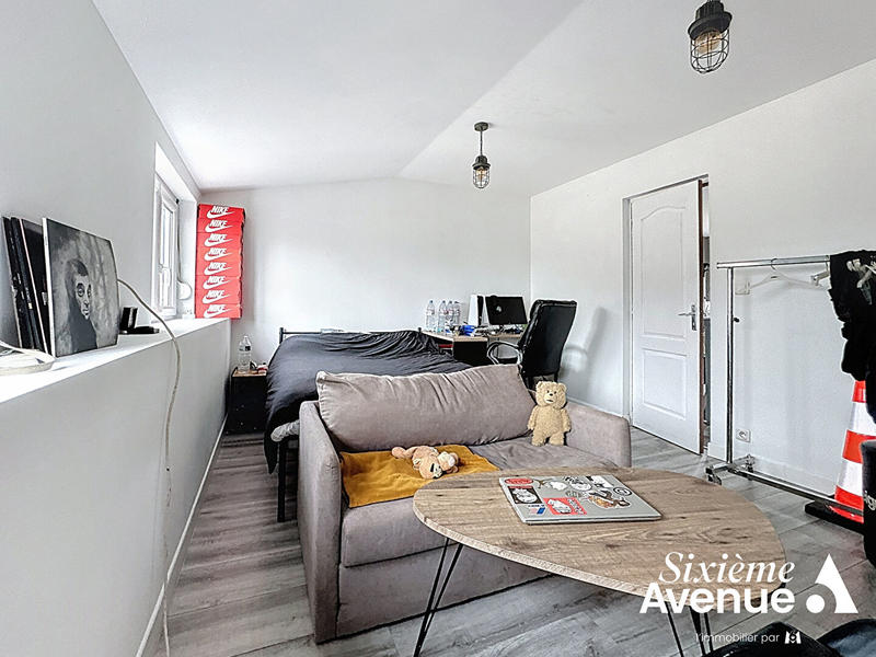 Maison - 96 m² - 4 pièces