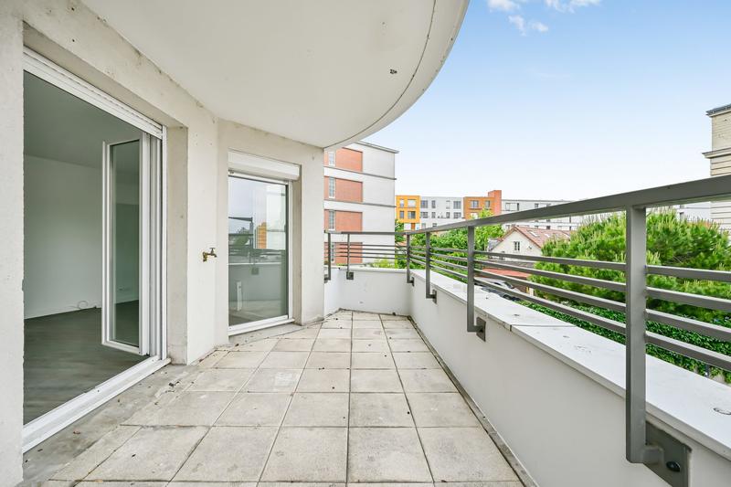 Appartement - 90 m² - 4 pièces