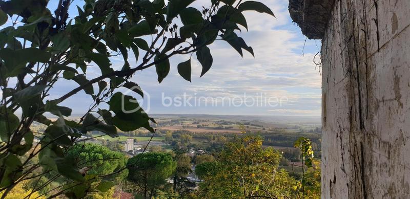 Demeure - 360 m² - 13 pièces