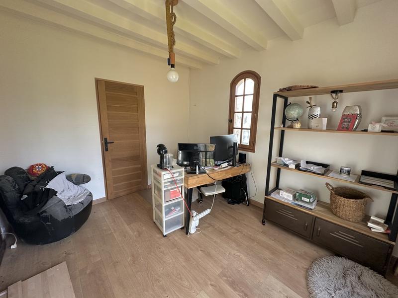 Maison - 263 m² - 7 pièces