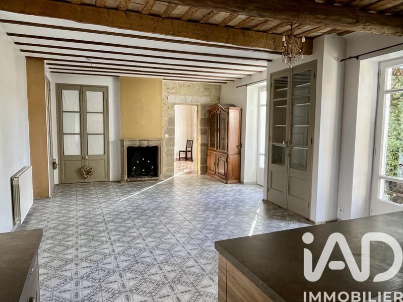 Maison - 225 m² - 11 pièces