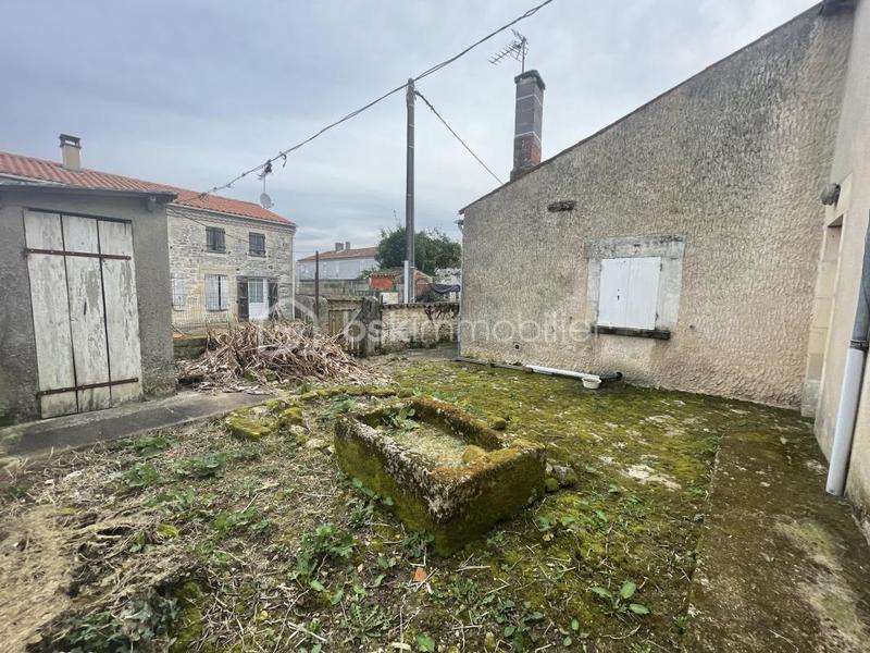 Maison en pierre - 86 m² - 3 pièces