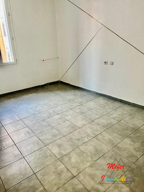 Fonds de commerce - 396 m²