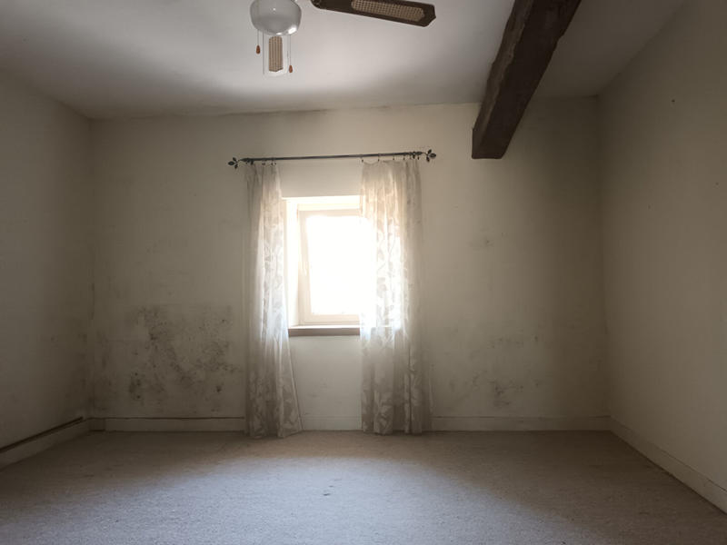 Maison - 220 m² - 8 pièces