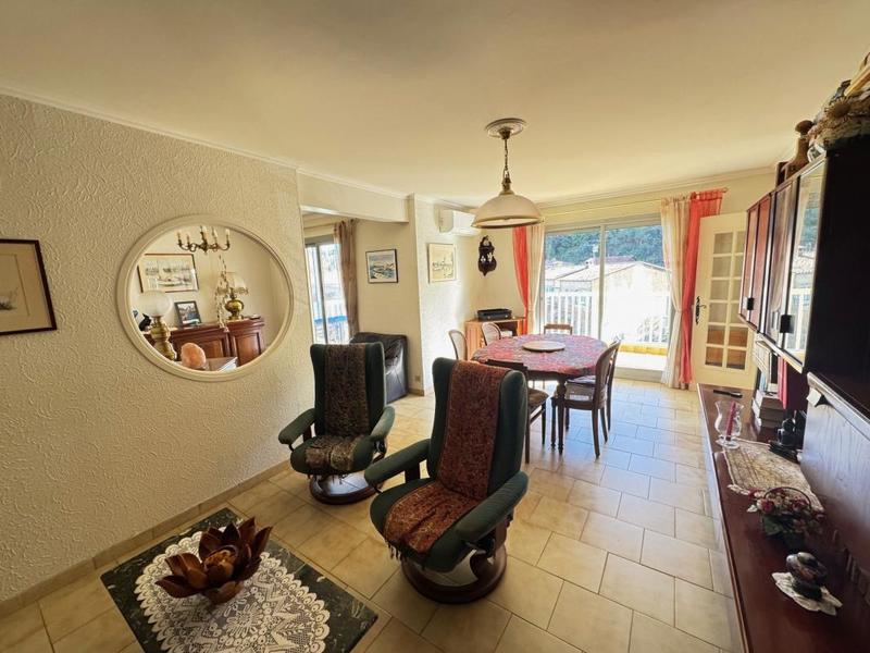 Appartement - 82 m² - 4 pièces