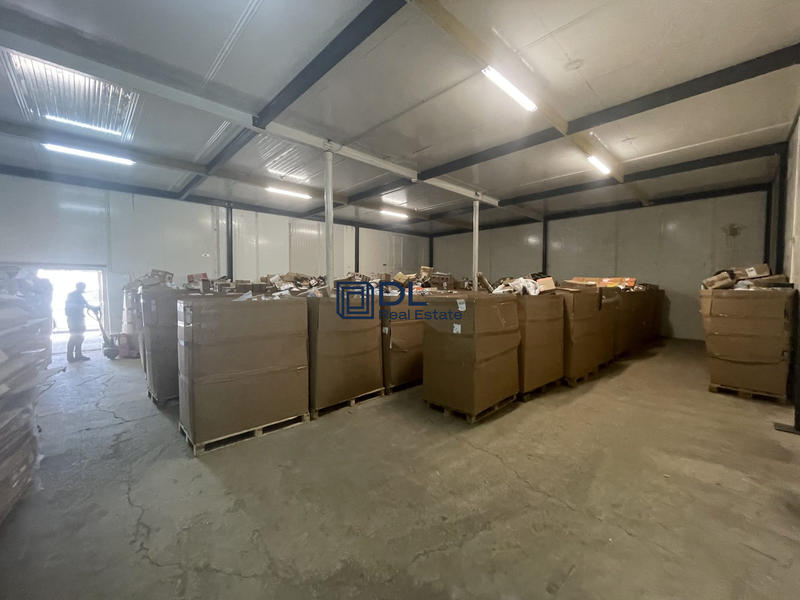 Entrepôt - 2 000 m²