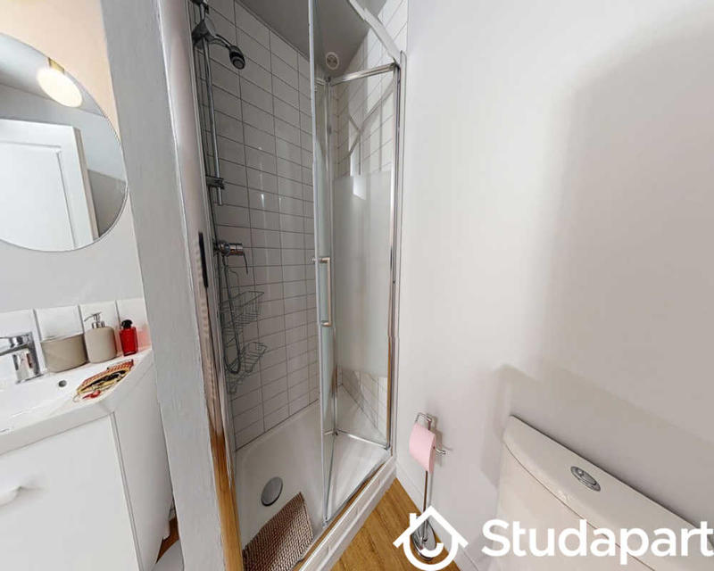 Chambre - 110 m² - 1 pièce