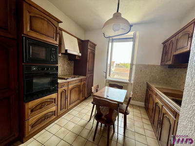 Appartement - 70 m² - 4 pièces