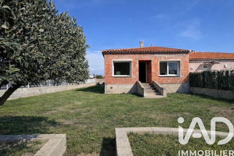 Maison - 95 m² - 4 pièces