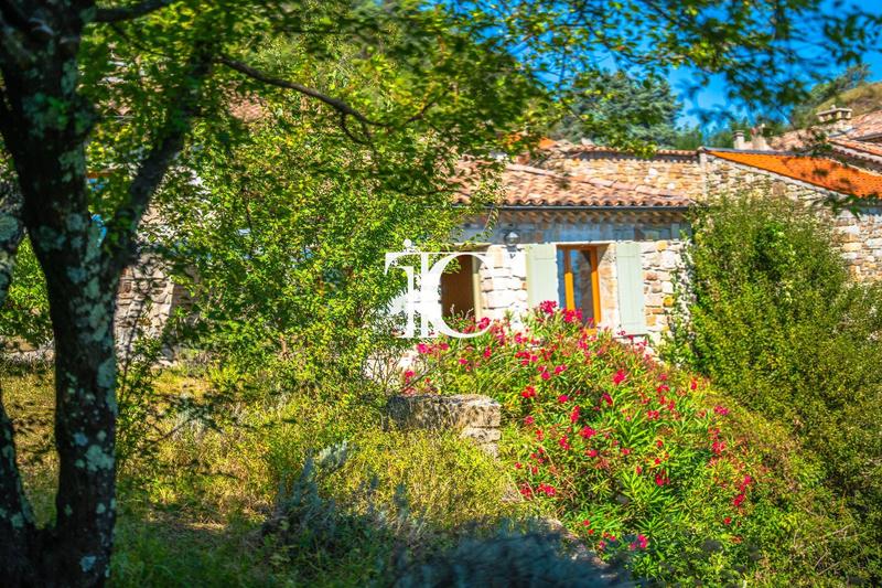 Maison - 118 m² - 3 pièces