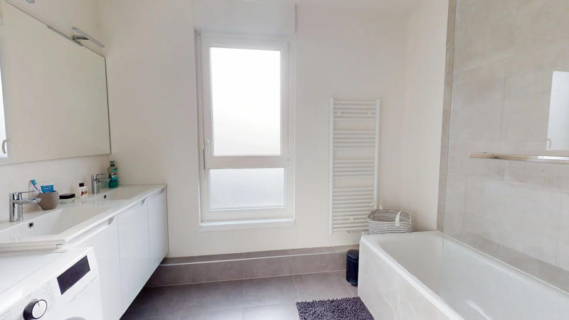 Appartement - 91 m² - 4 pièces