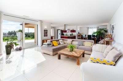 Maison - 151 m² - 5 pièces