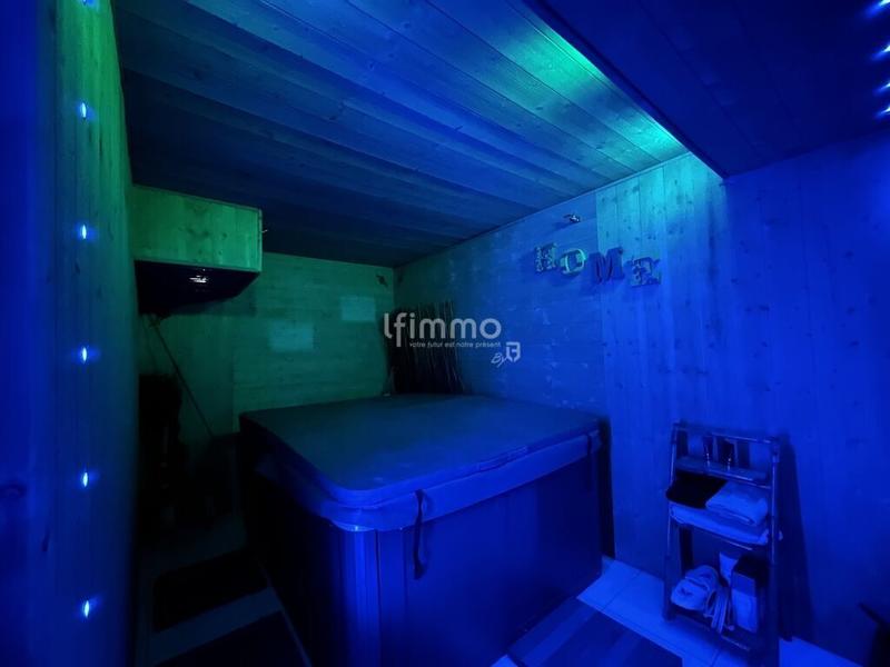 Maison - 193 m² - 6 pièces