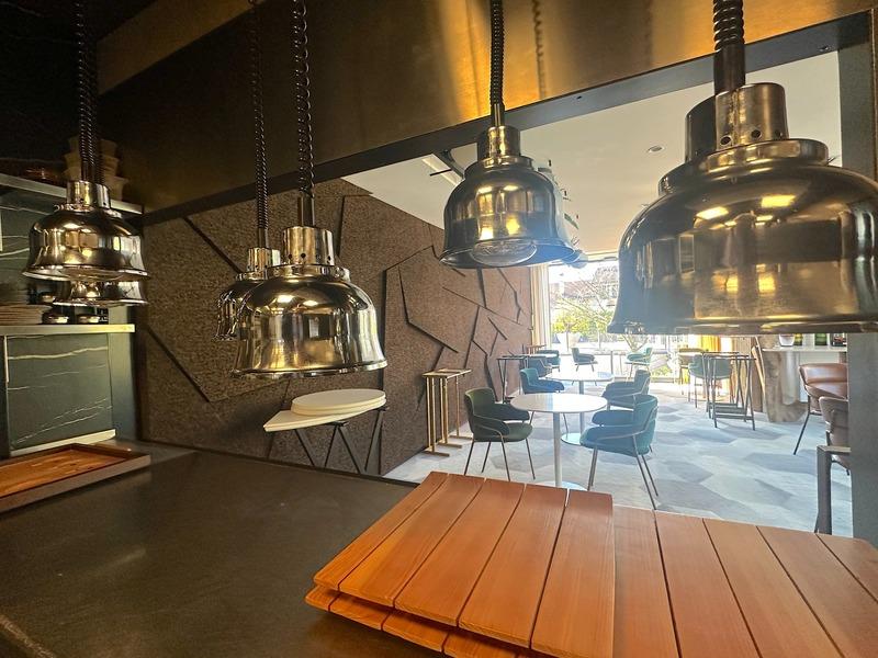 Fonds de commerce - 123 m²