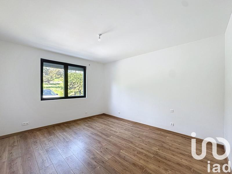 Maison - 121 m² - 5 pièces