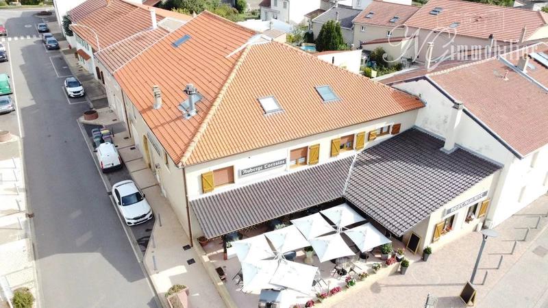 Immeuble mixte - 420 m² - 10 pièces