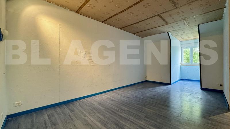 Villa - 215 m² - 14 pièces