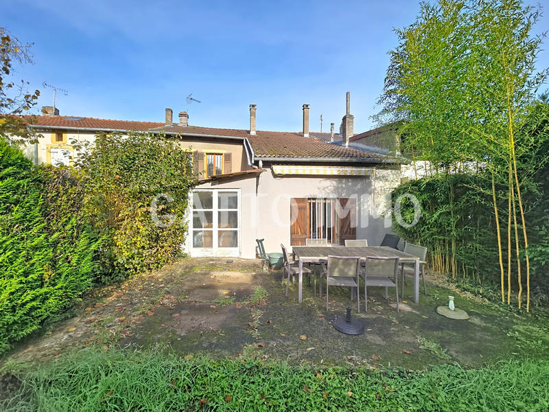 Maison - 160 m² - 5 pièces