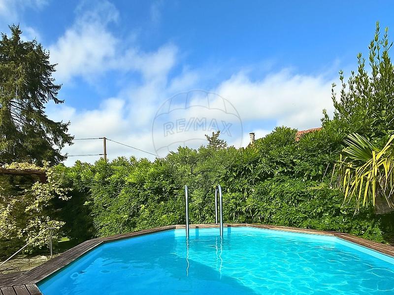 Maison - 163 m² - 7 pièces