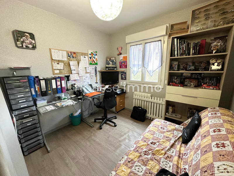 Maison - 97 m² - 5 pièces