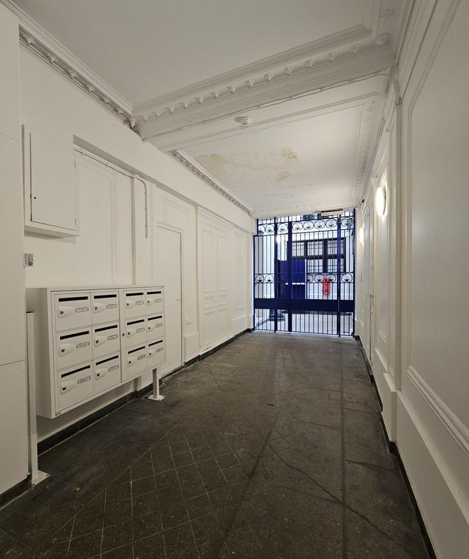 Bureau - 186 m² - 4 pièces