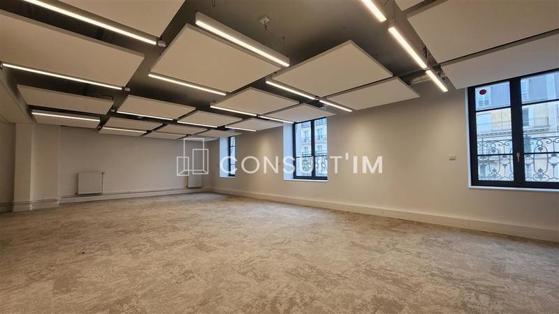 Bureau - 192 m²