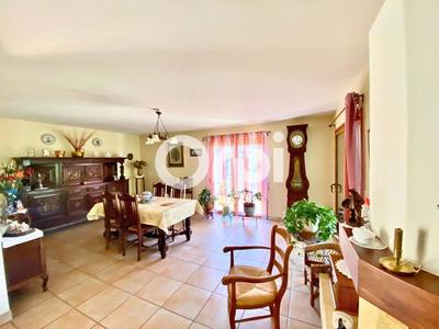 Maison - 185 m² - 5 pièces