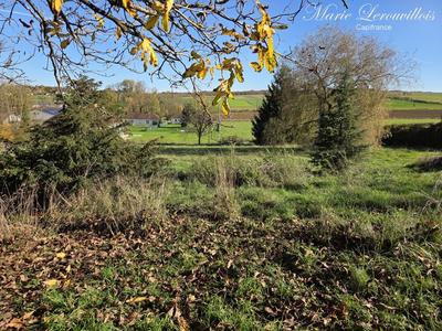 Terrain constructible - 2 905 m²