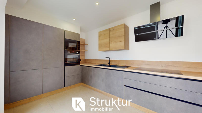 Maison - 126 m² - 5 pièces