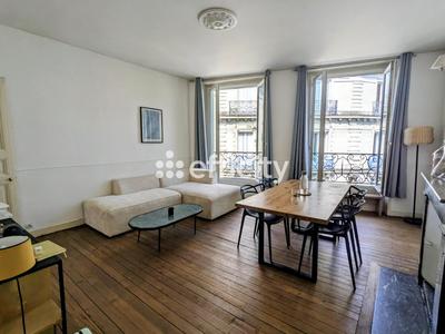 Appartement bourgeois - 67 m² - 3 pièces
