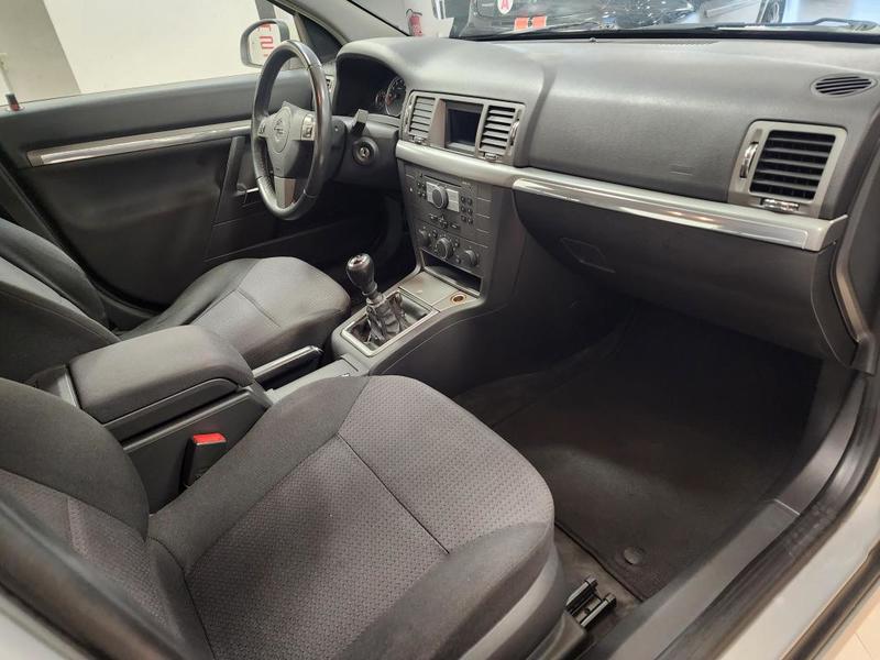 Opel Vectra en Tres Bon Etat 1.8 16v 122ch